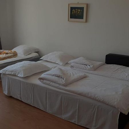 Apartament Waldo 2 Appartamento Braşov Esterno foto